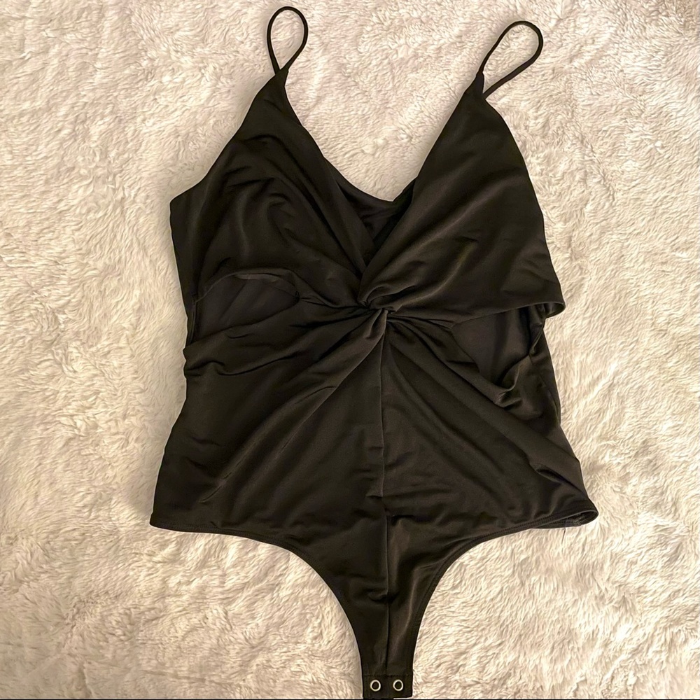 NEW Express Silky Twist Front Bodysuit - Picture 3 of 7